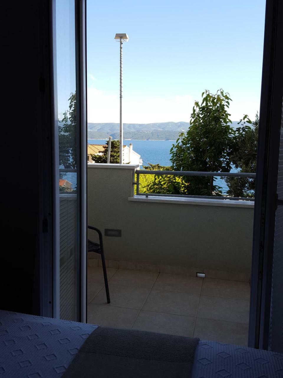 Apartmani Katja Omiš Exterior foto