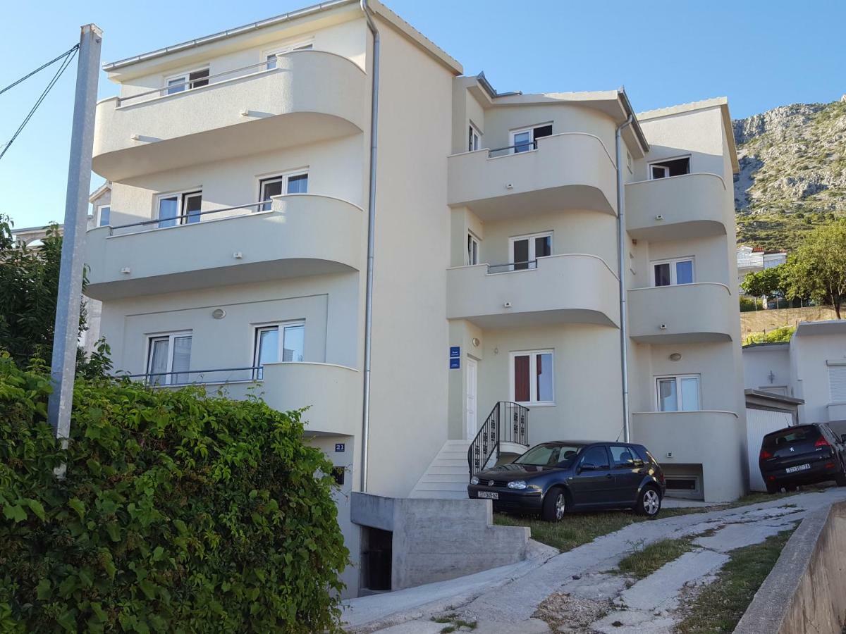 Apartmani Katja Omiš Exterior foto